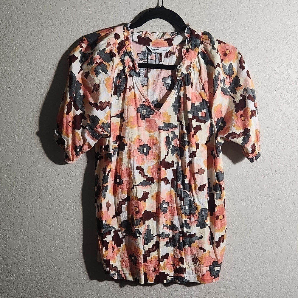 Sonoma womens blouse size M v neck abstract floral print all over print top